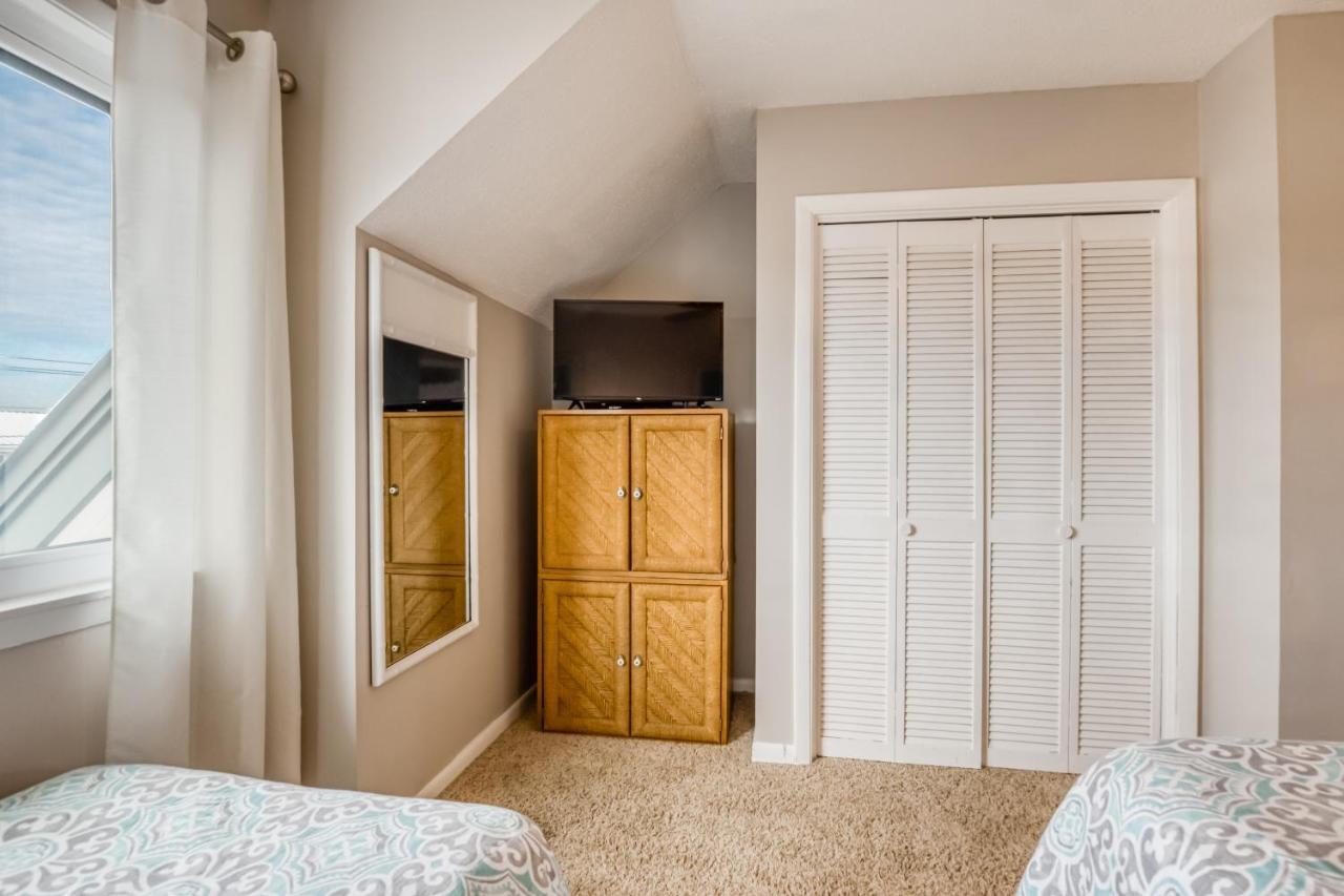 Tybee Lights Apartment *